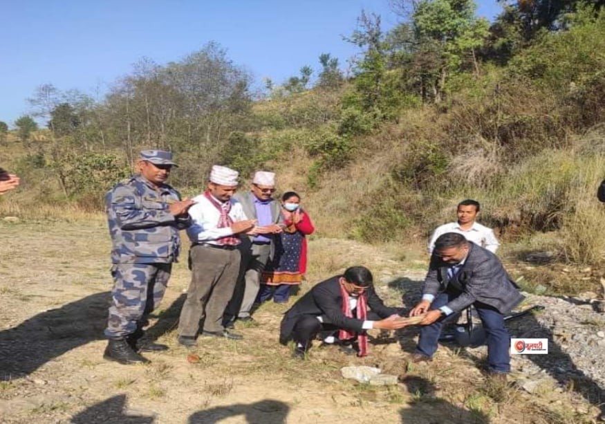 अर्थमन्त्री शर्माद्वारा रुकुममा चर्च भवनको शिलान्यास