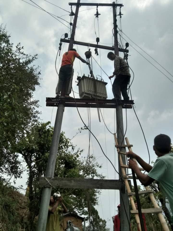 जिपसिङमा महिना दिनपछि बिद्युत  सुचारु