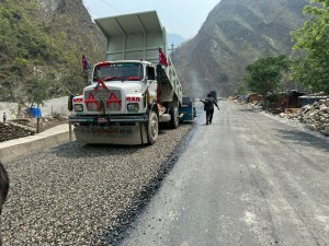 भेरी करिडोरको रिम्ना - तल्लुबगर सडकखण्डमा कालोपत्रे सुरु