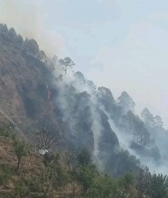 बाँफिकोटमा घर आगलागी हुँदा गहना निकाल्न गएकी एक बृद्धाको मृत्यु, तीन घर जले