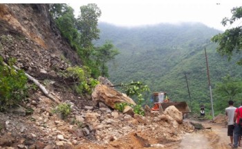 राप्ती राजमार्गको दाङ–सल्यान खण्ड अवरुद्ध