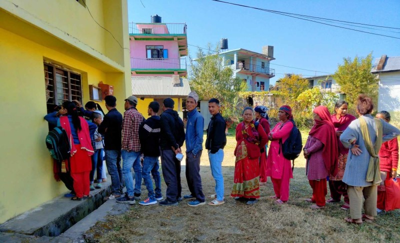 सल्लेमा खाद्य व्यवस्था कार्यालयको चाडपर्व लक्षित सहुलियत पसल सञ्चालन